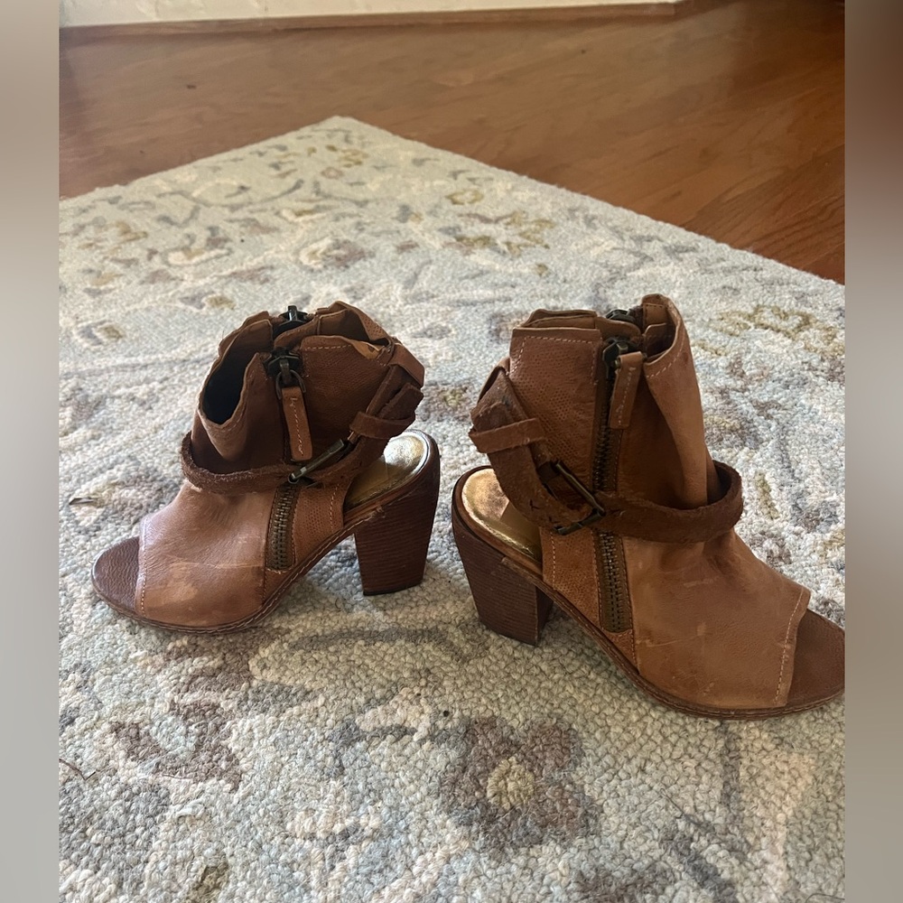Dolce Vita Brown Ankle Boots
